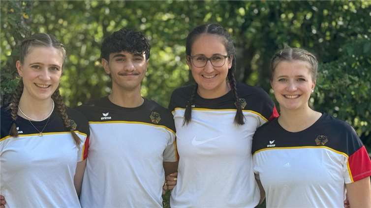 Elisabeth Quraishi, Semih Göktepe, Britta und Pia Wöhner. Foto: privat