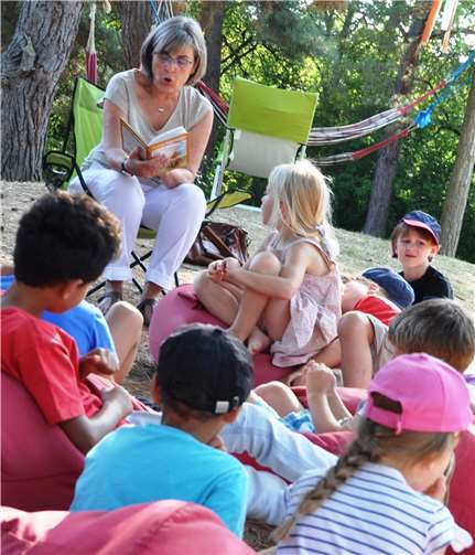 Elke Dietrich-Rein las aus Paul Maars „Das kleine Känguru auf Abenteuer.privat