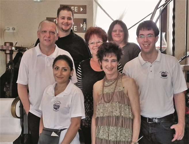 Elke Schlecking (Mitte) hat im Oktober 2012 die Leitung übernommen. WAMFO.DE