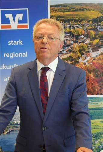 Elmar Schmitz sprach über das Zukunftsbild der neuen Volksbank RheinAhrEifel eG.