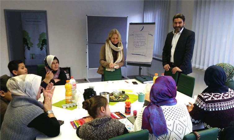 „Eltern für Kinder – interkulturelle Elternlotsen Bendorf“ lautet der Titel der Fortbildung. Privat