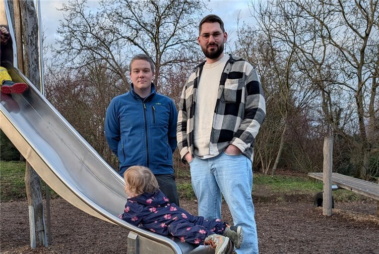 Eltern hatten darauf hingewiesen, dass der Fallschutz unter einer Rutsche nicht mehr ausreichend aufgefüllt war. Foto: Anja Körber