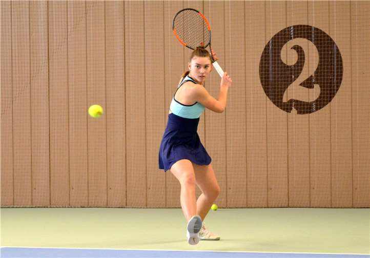 Emilia Feodorovici (HTC Bad Neuenahr) siegte bei den Damen.