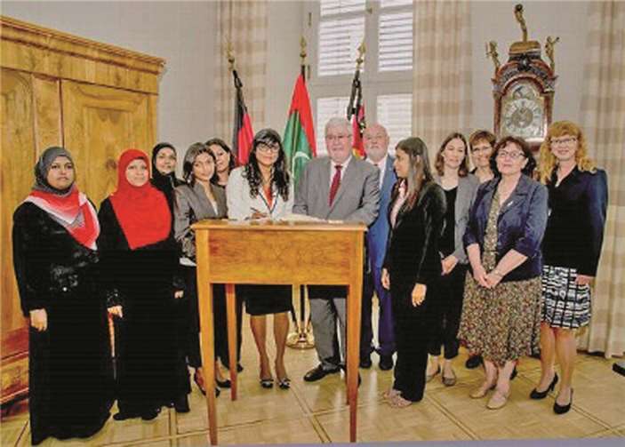 Empfang weiblicher Mitglieder des maledivischen Parlaments im Landtag. Klaus