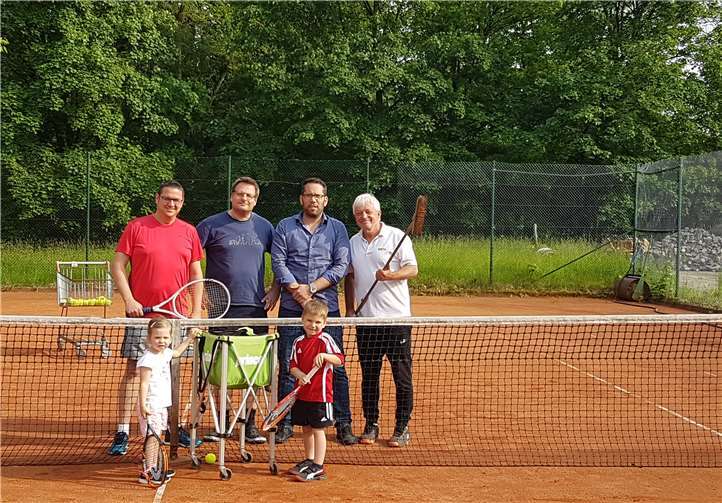 Endlich kann wieder Tennis gespielt werden. Foto: privat