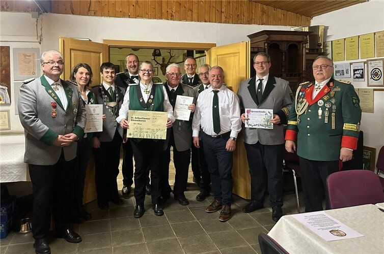 Engagement gewürdigt: Ehrungen bei den Metternicher Schützen. Foto: Metternicher Schützen