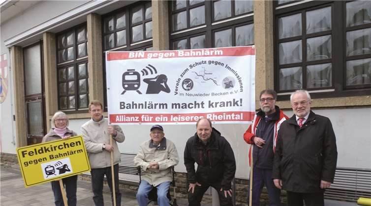Engagieren sich für ein leiseres Rheintal (v.li.): Inge Rockenfeller, Christoph Menzenbach, Eberhard Moritz, Gerd Krutz , Gunter Fröhlich und Oberbürgermeister Niklaus Roth. privat