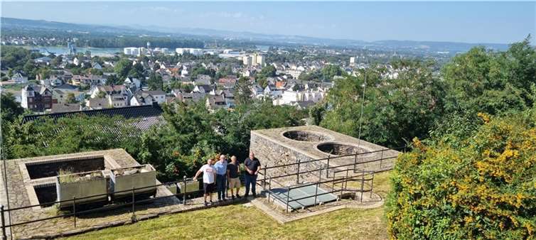 Engagierte Ansprechpartner der GGH an den Eisenerz-Röstöfen.