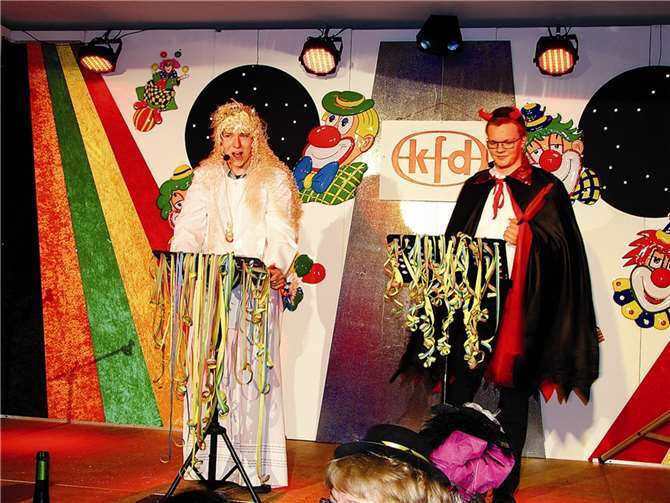 Engel und Teufel, Marvin Rawert und Christian Kossman, buhlten um die Gunst „zukünftiger“ Mitbewohner!