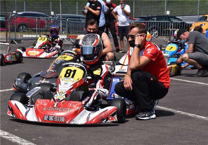 Enrico Förderer im Vorstart mit Onkel Waldemar Förderer. Fotos: Storm Photography