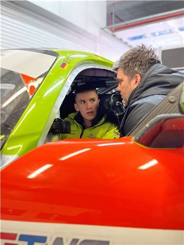 Enrico Förderer mit Kenneth Heyer.