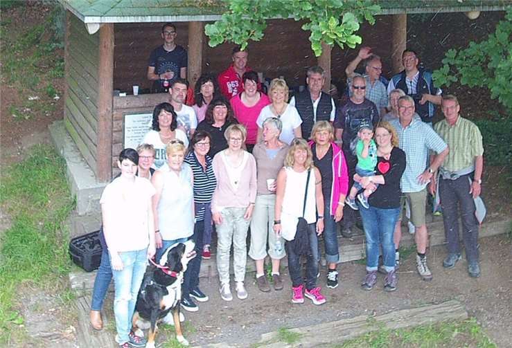 Entlang des Traumpfades wanderten die Möhnen aus Rieden nach Maria Laach. privat