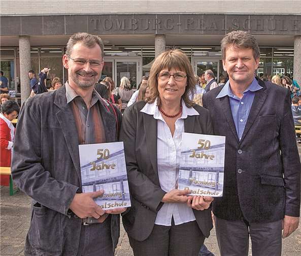 Entschlossen geht die Schulleitung in die verbleibenden Jahre (v.l.) Konrektor Helmut Radlanski, Konrektorin Monika Porath und Schulleiter Rüdiger Steffke.