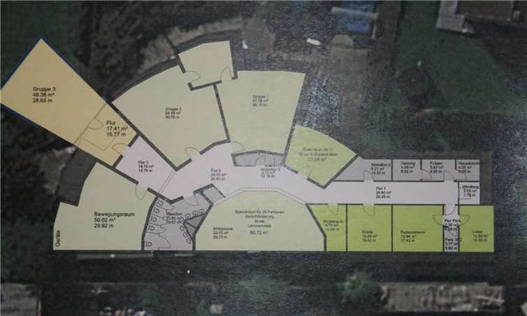 Entsprechend einem Entwurf des Ing.-Büros Rumpf soll die Erweiterung vorgenommen werden.