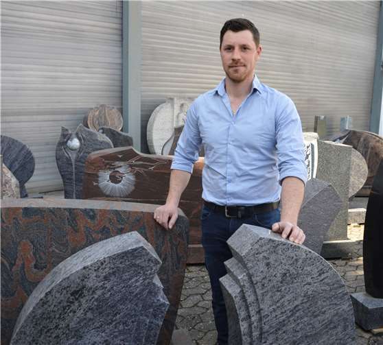 Er hat seinen Traumberuf und seine Berufung gefunden: Christian Kraus auf dem Ausstellungsgelände in der Bahnhofstraße.