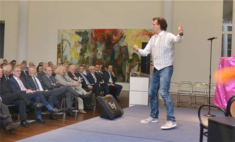 Er sorgte für beste Unterhaltung im Arp Museum: Christoph Brüske. AB