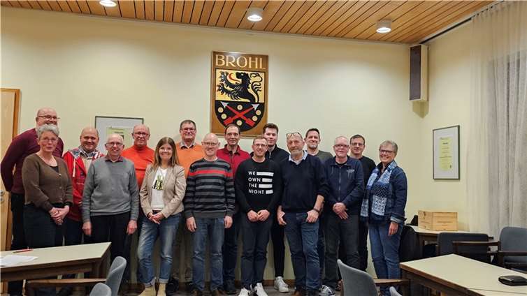 Erfahrene und neue Kandidatinnen und Kandidaten stellen sich zur Kommunalwahl.  Foto: Edgar Drößlich