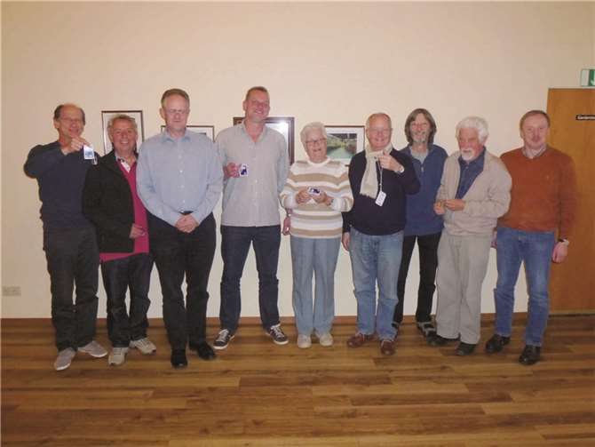 Erfahrungsaustausch „Energie sparen in Kirchengemeinden“ des Umweltnetzwerkes Kirche. Datenlogger zur Temperaturerfassung dienen der Kontrolle der Heizungssteuerung. privat