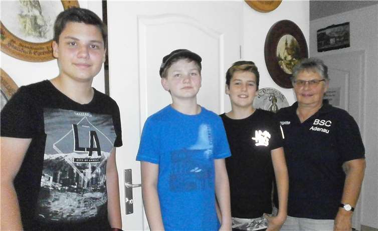 Erfolge in Leichlingen konnten Jonathan Greten, Marcel Jung, Lars Löhr und Brigitte Arenz verbuchen. privat