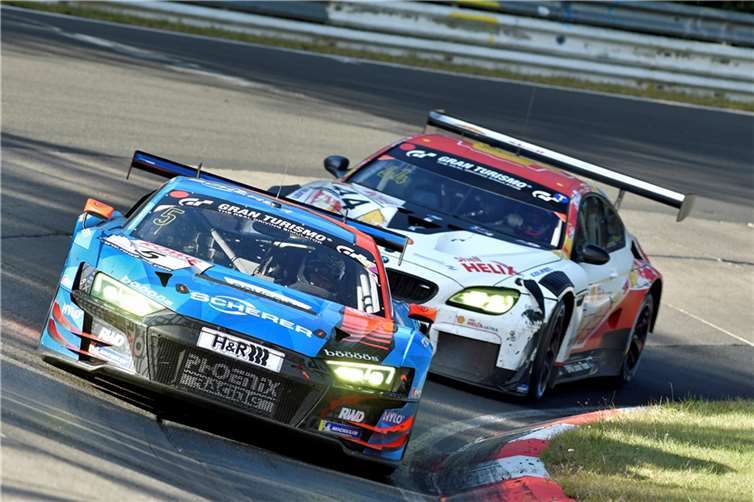 Erfolgreich verteidigte Vincent Kolb mit dem Phönix-Audi den zweiten Rang gegen den RMG-BMW.