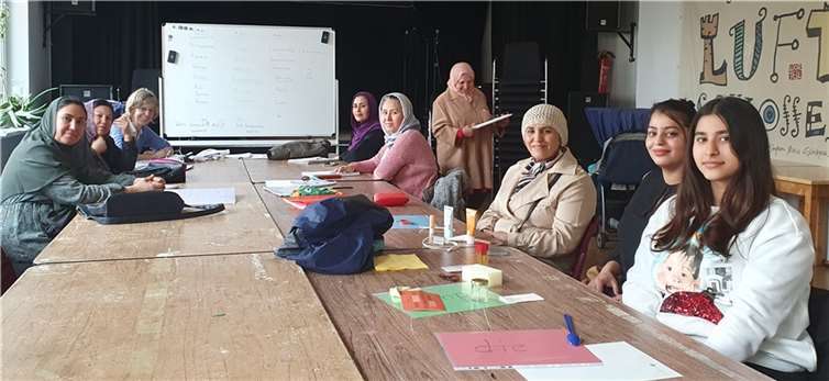 Erfolgreicher Mama-Sprachkurs im JUKZ. Foto: Nasti Houshmand/Stadtverwaltung Lahnstein