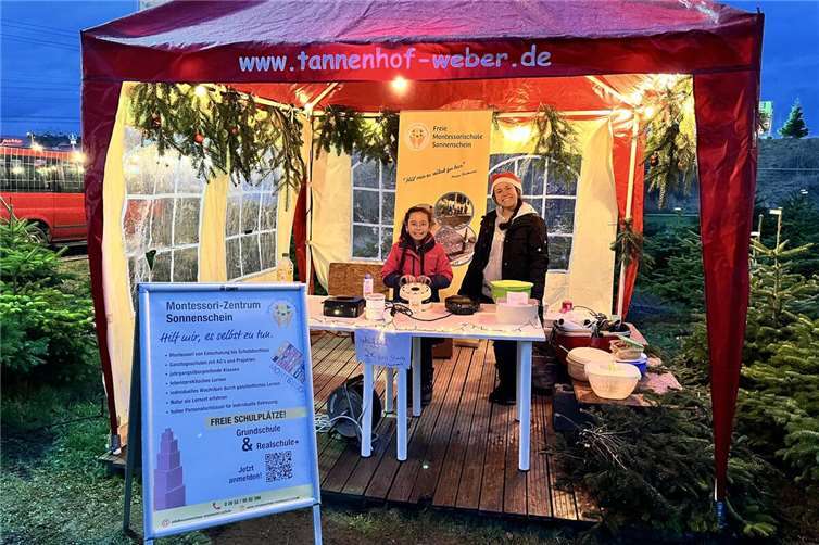 Erfolgreicher Waffelverkauf mit dem Tannenhof Weber in Koblenz.Foto: Sandra Schäfer