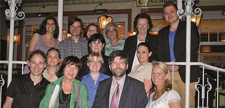 Erfolgsautorin Martina Kempff stellte im Hotel Germania vor einer begeisterten Fangemeinde ihren neuen Eifelkrimi vor. Privat