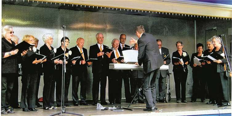 Erfreuen die Zuhörer stets mit ihren Liedern: Der MGV 1854 Gemischter Chor Andernach.privat