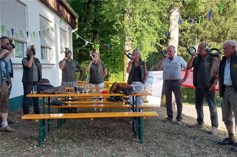 Erfüllten das gesamte Tal mit imposanten und klanggewaltigen Musikstücken zur Eröffnung am Samstagabend – die „Jagdhornbläsergruppe St. Jost“