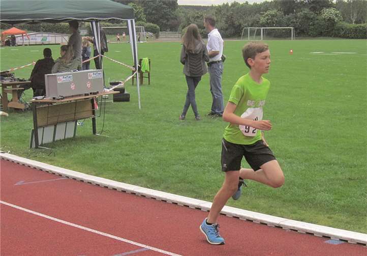 Eric Paffhausen beim Sieg über 800 Meter.privat