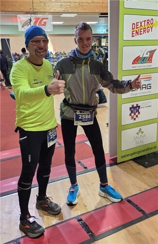 Eric Syburra und Daniel Günter beim Siebengebirgsmarathon 2025. Foto: privat