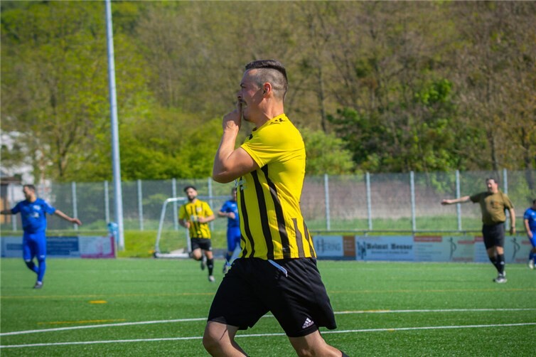 Eric Tukven traf gegen Dernau fünffach