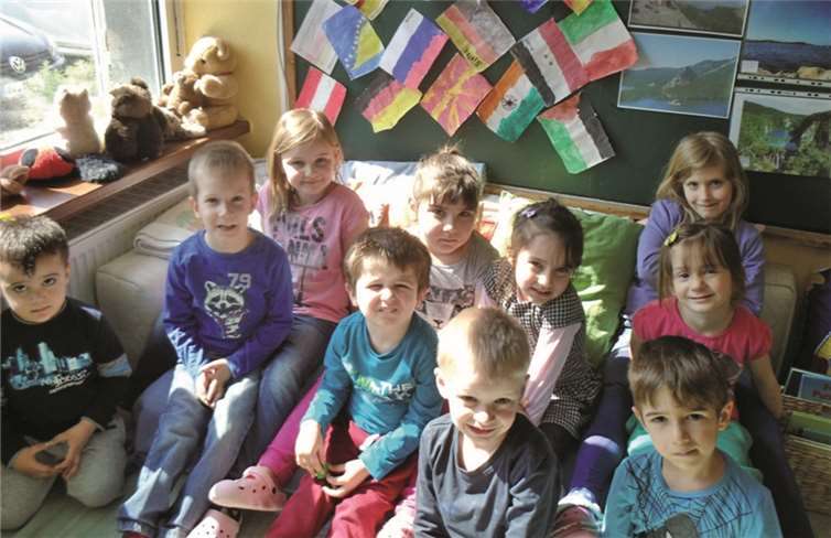Erkunden gemeinsam die Welt - die „Kleinen“ aus der KiTa St. Peter. privat