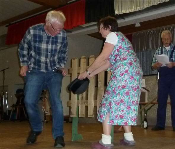 Erlebnisse am Gartenzaun mit Gerd Charlier, Marlene und Walter Maurer.