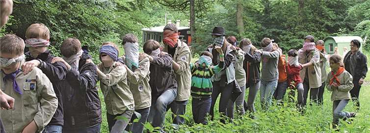 Erlebniswanderung durch den Wald.Privat