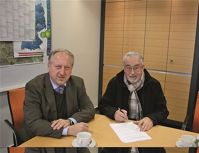 Ernst Bugl Vorstandsvorsitzender (li.) und Dieter Hardt, Vorsitzender des Wahlausschusses.. privat