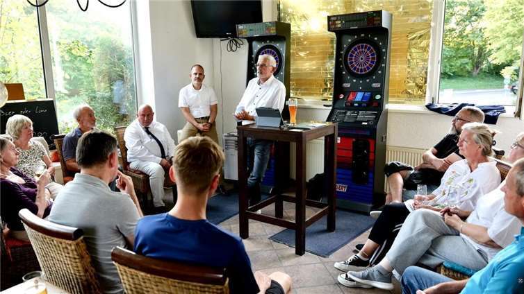 Ernst Knopp nutzte den Abend, um seine zentralen Themen aus dem Wahlprogramm zu erläutern. Foto: privat