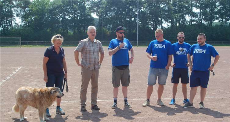 Eröffnung durch den Vorsitzenden.privat