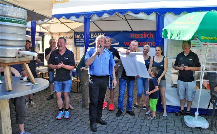 Eröffnungsansprache von Bürgermeister Gerd Jung.