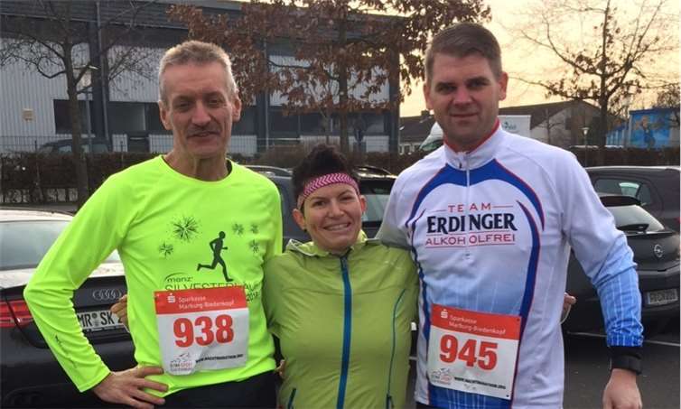 Erschöpft, aber stolz: Katja Dasbach nach der Königsdisziplin, dem Ultramarathon. privat