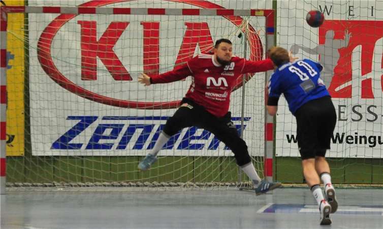 Erst als Alex Winkel einige Bälle parierte, fand der TV 05 zurück ins Spiel.Bernd Hunder