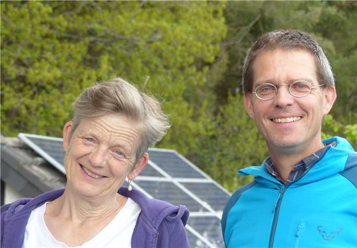 Erst kürzlich haben die GRÜNEN im Kreis Ahrweiler Almut und Robert Nikolayczik aus Reifferscheid (VG Adenau) als 199. und 200. Mitglied im Kreisverband begrüßt. Foto: BÜNDNIS 90/DIE GRÜNEN Kreisverband Ahrweiler