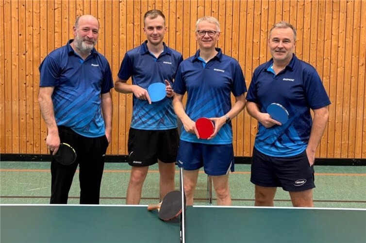 Erste Mannschaft der SG Bad Breisig. v.l.n.r. Claudius Röttgen, Leon Vianden, Bernd Pfeiffer und Michael Lohner