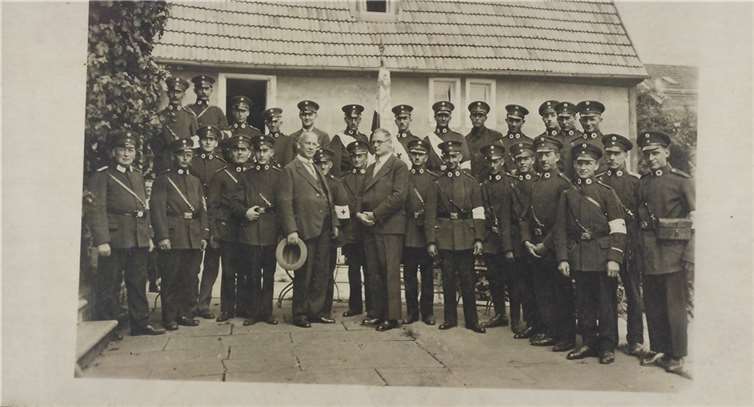Erste Sanitätskolonne des Unkeler Roten Kreuzes. Foto: Archiv