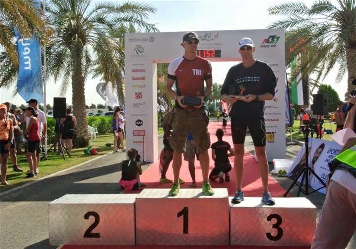Erster Platz beim Triathlon in Dubai in der Altersklasse M45.