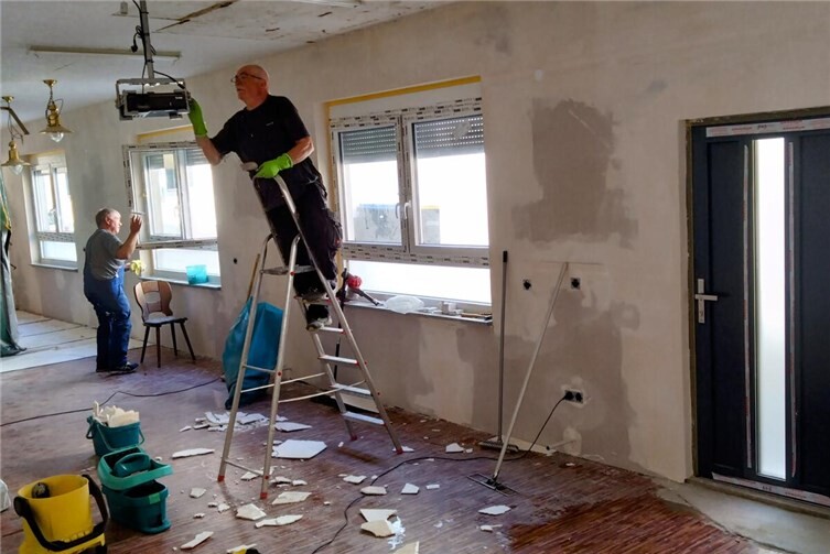 Erstes Putzkommando in der MK-Messe