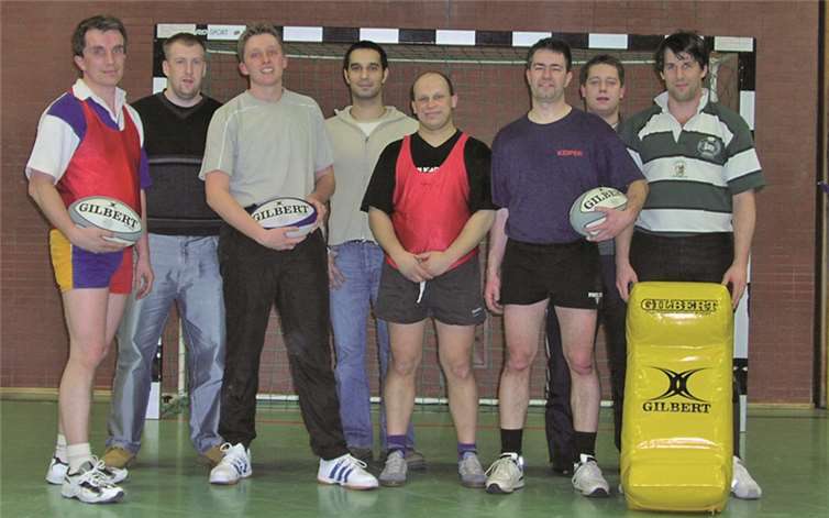 Erstes Training vor zehn Jahren mit Elmar Keck (1.v.l.) und Patrick Weiler (3.v.l.). privat