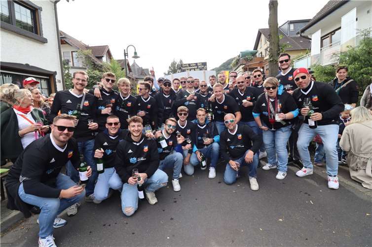 Erstklassige Stimmung beim SV Dernau.  Fotos:DU