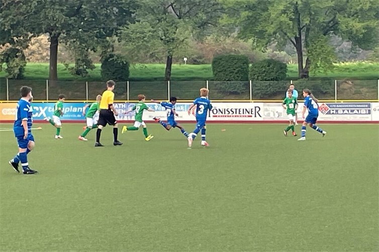 Erstmalig schafft ein Team den Einzug in die dritte Runde