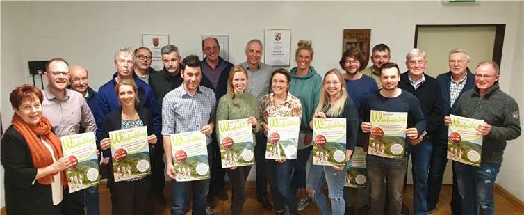 Erstmals findet für die Gäste, die die Wanderschuhe nochmal so richtig „zum Rauchen“ bringen wollen, eine „Party after Weinfrühling“ im Johanneskeller des alten Winzervereins statt.Foto: privat